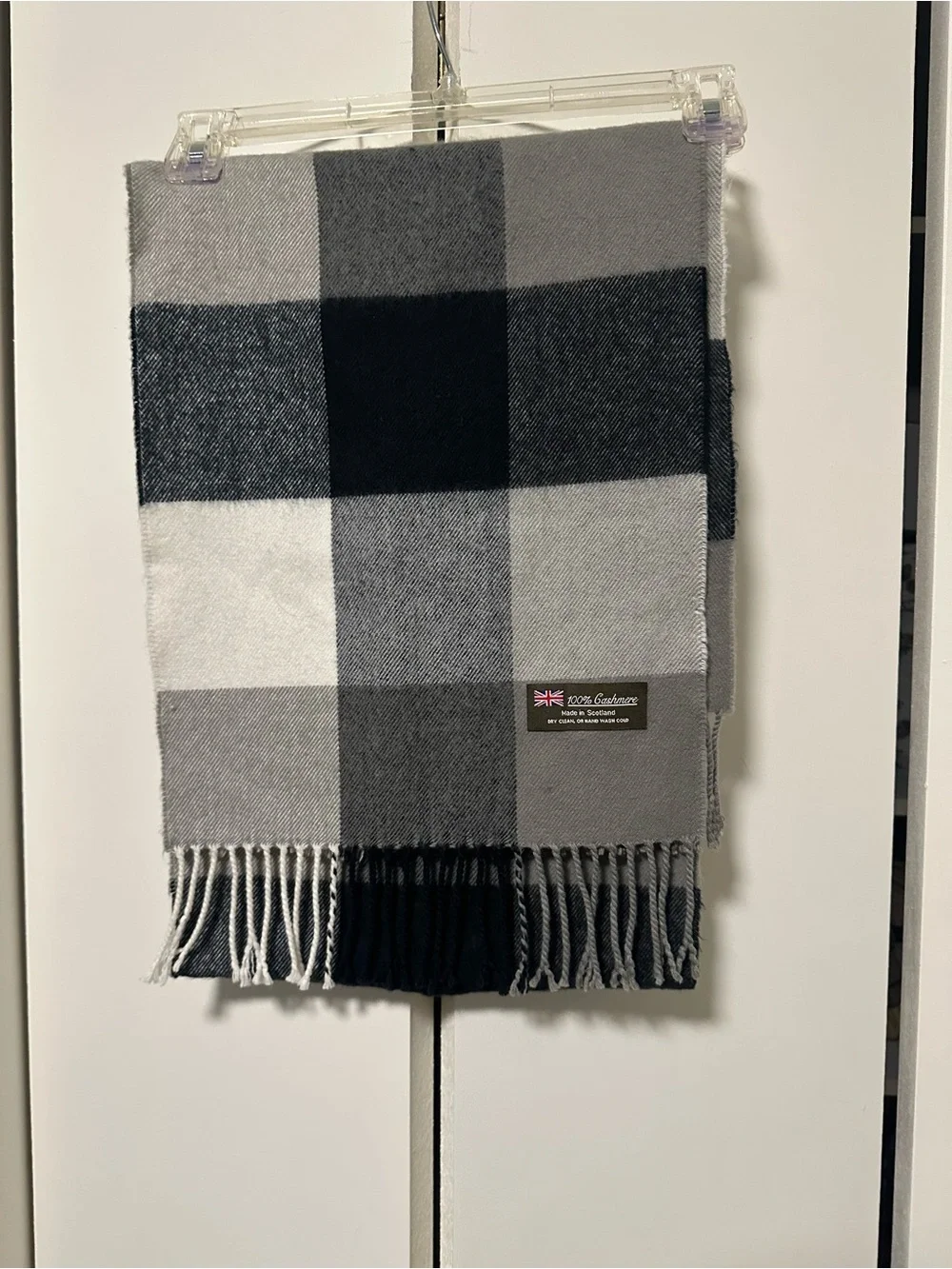 Scottish Classic Grey Plaid Scarf - 100% Cashmere